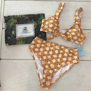 Cupshe yellow daisy bikini